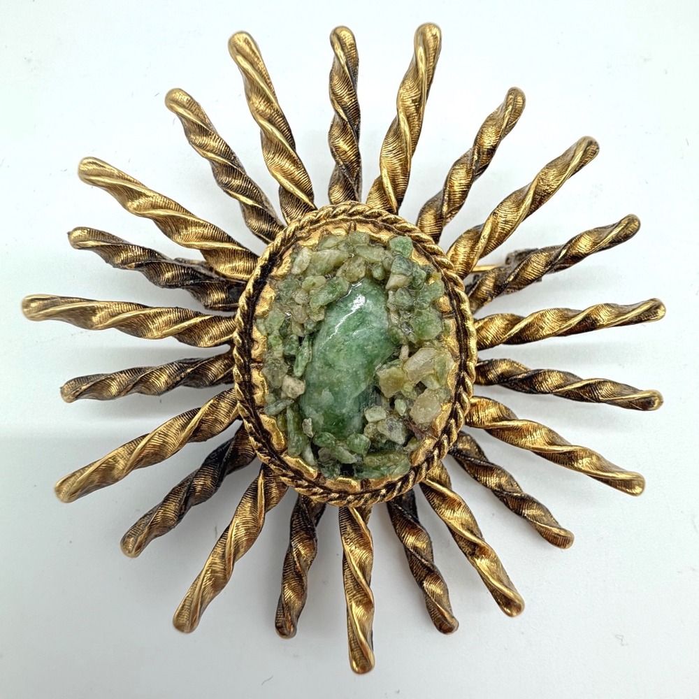 Vintage Gold Tone Sunburst Brooch Green Stone Nugget Center Mid Century Pin